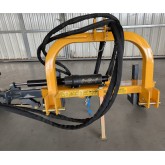 Entre-rangs avec attelage de tracteur Dimago