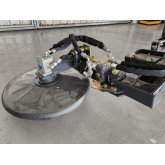 Entre-rangs avec attelage de tracteur Dimago