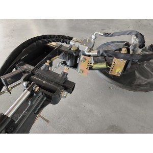 Inter-row with tractor hitch Dimago