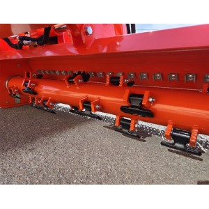 Triturador florestal DELEKS GORILLA 150-200 cm para tractores