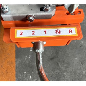 Desbrozadora de martillos de orugas Deleks SMART-800-TR 70cm