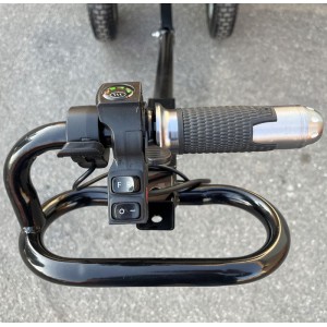 Empilhador elétrico com basculante Deleks XE160 24V