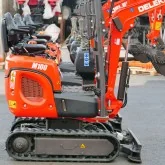Mini-pelle Deleks M100SE Moteur Kubota D722 13,7 HP