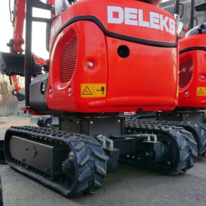 Mini excavator Deleks M100SE Kubota D722 engine 13,7 HP