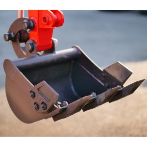 Mini-pelle Deleks M100SE Moteur Kubota D722 13,7 HP