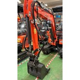 Miniexcavadora Zeppelin Rhinoceros 250 20 HP 2,3 Toneladas