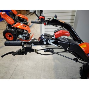 Motoculteur diesel polyvalent Deleks Moteur Zeus Kama 418 cc