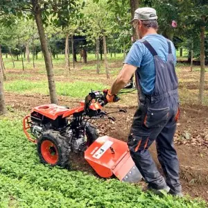 Motocultor multifunción diésel Deleks Zeus motor Kama 418 cc