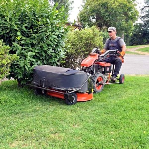 100cm Freischneider mit Auffangbehälter für Motorhacke Deleks Zeus