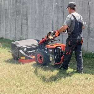 Débroussailleuse 100cm avec collecteur pour motoculteur Deleks Zeus