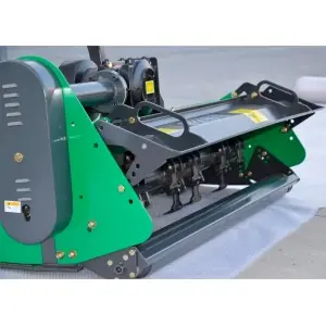 GEO ITALY EFGCH OT 125-195 cm GEO ITALY PTO Fahrbarer Häcksler OT 125-195 cm