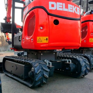 Minibagger Deleks M100 Kubota D722 Motor 10,2 Kw