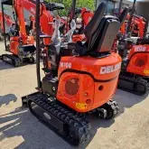 Mini excavadora Deleks M100 motor Kubota D722 10.2 Kw
