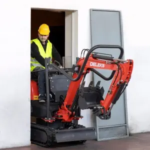 Minibagger Deleks M100 Kubota D722 Motor 10,2 Kw