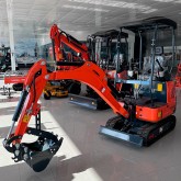 Miniexcavadora giratoria Zeppelin Rhinoceros 1.8K 15 HP