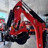 Mini escavadora Zeppelin Rinoceronte XN13 motor kubota 15 CV