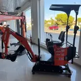 Mini excavadora gasolina Zeppelin Mini Pincher 13,5 HP