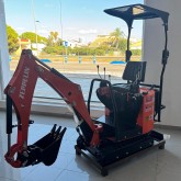 Mini excavadora gasolina Zeppelin Mini Pincher 13,5 HP