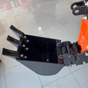 Mini excavadora gasolina Zeppelin Mini Pincher 13,5 HP
