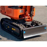 Mini escavatore di piccole dimensioni Deleks M60 con motore a benzina da 9 CV