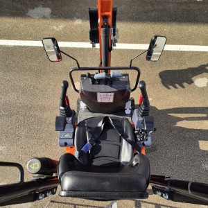 Mini escavadora Zeppelin Rinoceronte XN13 motor kubota 15 CV