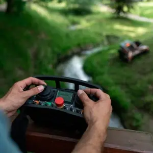 Raymo TORPEDO 4WD ZTR débroussailleuse électrique et robot tondeuse