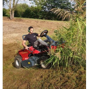 Trator de roçadora Meccanica Benassi Fox 95 4WD
