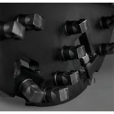 Tronçonneuse de souches montée sur tracteur Zeppelin 15 - 45 HP