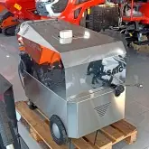 Máquina de lavar a pressão de água quente STARK saic 200/15 trifásico