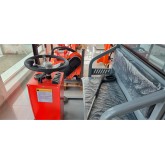 Rhinoceros 1500 48V industrial electric sweeper