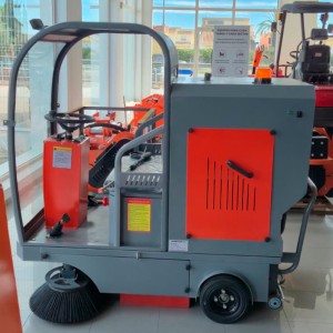 Промислова електрична підмітальна машина Rhinoceros 1500 48V