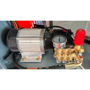 Varredora eléctrica industrial Rhinoceros 1500 48V