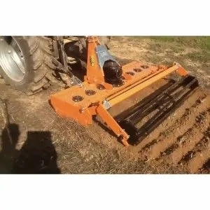 Herse rotative montée sur tracteur Zeppelin ESGRADAROT 1300-2000 mm