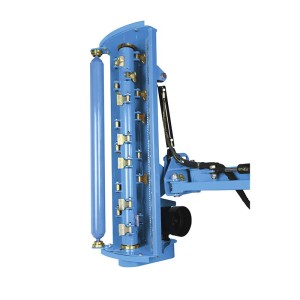 Multifunktionaler Auslegermulcher für Traktor Garto LGA