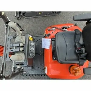 Mini escavadora Deleks M90 Koop KD192 motor 7.6 Kw