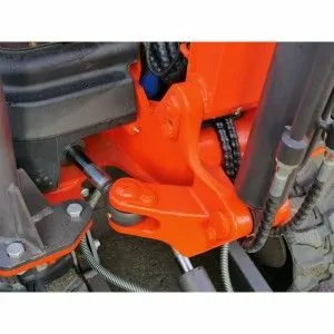 Mini excavadora Deleks M100 motor Koop D722 10.2 Kw