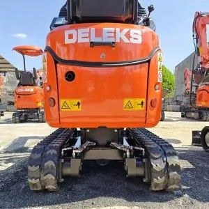 Minibagger Deleks M100SE Koop D722 170 cm Motor