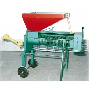 Almond peeling machine PTO Estupiña R-200-900 1.000 kg/h