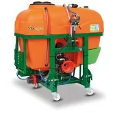 Suspended sprayer equipment for tractor