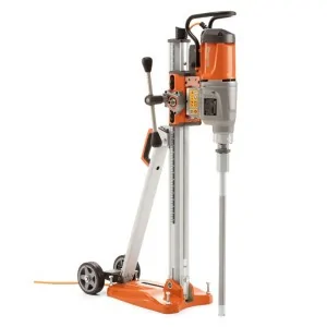 Perceuse Husqvarna DM 370 avec support DS 250 3200 W