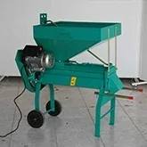 Nut peelers