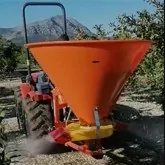 Traktor-Düngerstreuer - Intermaquinas