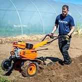 Trabalhos no terreno e manutenção