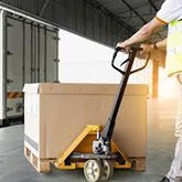 Ampio catalogo di carrelli elevatori per pallet - Intermaquinas