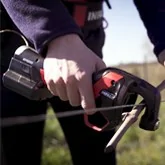 Automatic tying machines for vineyards and orchards Intermaquinas